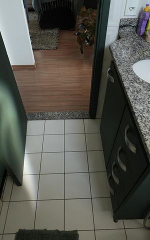 Apartamento à venda com 81m², 2 quartos e 2 vagasBanheiro Social