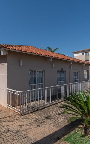 Apartamento para alugar com 49m², 2 quartos e 1 vaga Apartamento para alugar com 49m², 2 quartos e 1 vagaÁrea comum - Salão de festas