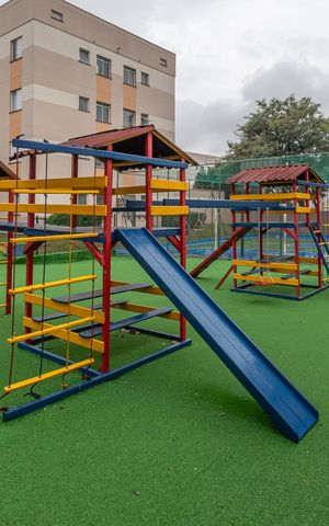 Apartamento para alugar com 49m², 2 quartos e 1 vaga Apartamento para alugar com 49m², 2 quartos e 1 vagaÁrea comum - Playground