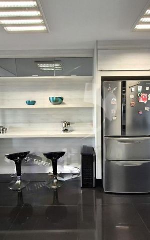 Apartamento à venda com 223m², 3 quartos e 4 vagas