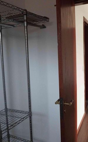 Casa de condomínio para alugar com 290m², 3 quartos e 3 vagasCloset da suíte 1