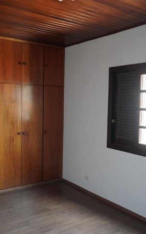 Casa de condomínio para alugar com 290m², 3 quartos e 3 vagasSuite 2