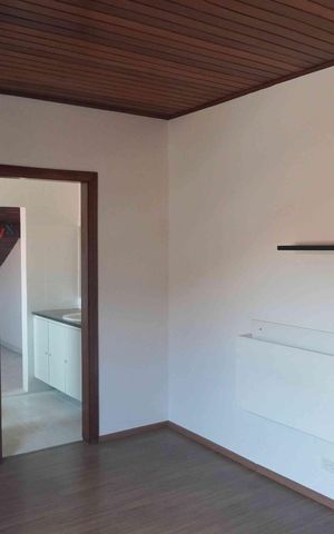 Casa de condomínio para alugar com 290m², 3 quartos e 3 vagasSuite 2