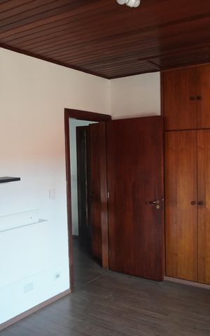 Casa de condomínio para alugar com 290m², 3 quartos e 3 vagasSuite 2
