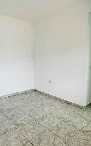 Casa para alugar com 315m², 4 quartos e sem vaga Casa para alugar com 315m², 4 quartos e sem vagaSala