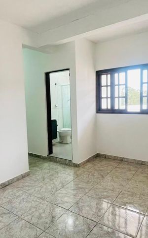 Casa para alugar com 315m², 4 quartos e sem vaga Casa para alugar com 315m², 4 quartos e sem vagaSala