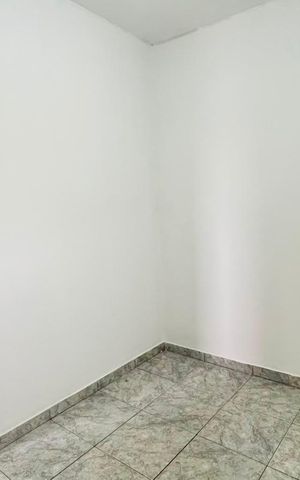 Casa para alugar com 315m², 4 quartos e sem vaga Casa para alugar com 315m², 4 quartos e sem vagaQuarto 2