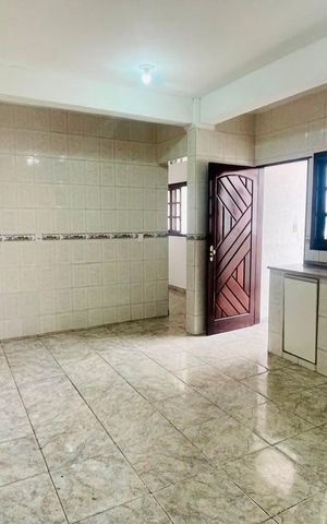 Casa para alugar com 315m², 4 quartos e sem vaga Casa para alugar com 315m², 4 quartos e sem vagaCozinha