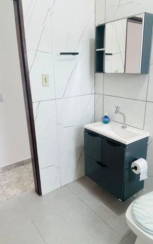 Casa para alugar com 315m², 4 quartos e sem vaga Casa para alugar com 315m², 4 quartos e sem vagaBanheiro interno
