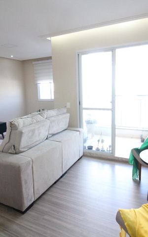 Apartamento à venda com 72m², 2 quartos e 2 vagasSala