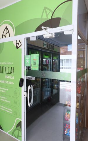 Apartamento à venda com 72m², 2 quartos e 2 vagasÁrea comum - Mercadinho