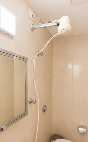 Apartamento à venda com 98m², 3 quartos e 1 vaga Apartamento à venda com 98m², 3 quartos e 1 vagaBanheiro de Serviço