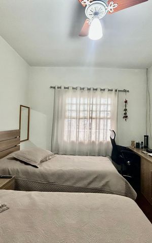 Casa à venda com 200m², 2 quartos e 2 vagas Casa à venda com 200m², 2 quartos e 2 vagasQuarto 2
