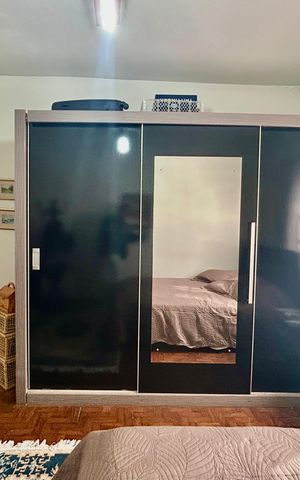 Casa à venda com 200m², 2 quartos e 2 vagas Casa à venda com 200m², 2 quartos e 2 vagasQuarto 1
