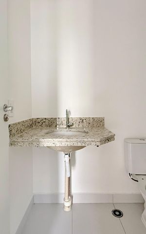 Studio à venda com 28m², 1 quarto e sem vaga Studio à venda com 28m², 1 quarto e sem vagaBanheiro