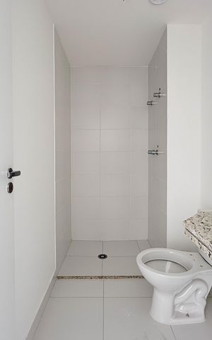 Casa de condomínio à venda com 33m², 1 quarto e sem vaga Casa de condomínio à venda com 33m², 1 quarto e sem vagaBanheiro