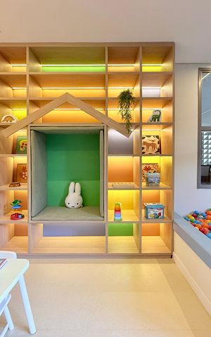 Studio à venda com 28m², 1 quarto e sem vaga Studio à venda com 28m², 1 quarto e sem vagaBrinquedoteca