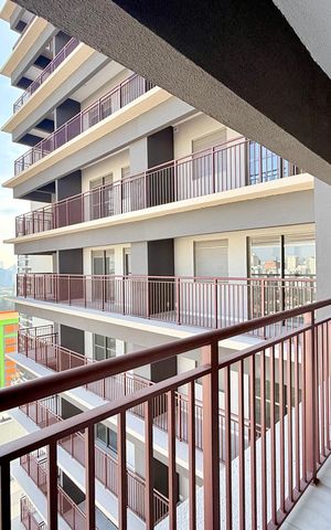 Studio à venda com 28m², 1 quarto e sem vaga Studio à venda com 28m², 1 quarto e sem vagaSacada
