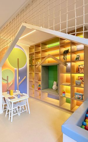 Studio à venda com 28m², 1 quarto e sem vaga Studio à venda com 28m², 1 quarto e sem vagaBrinquedoteca
