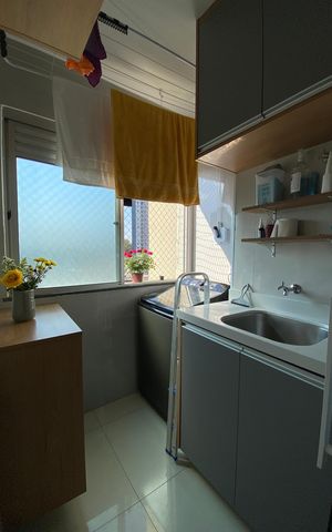 Apartamento à venda com 52m², 2 quartos e 1 vaga Apartamento à venda com 52m², 2 quartos e 1 vagaArea Serviço