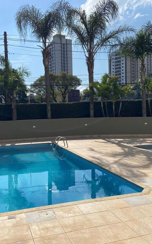 Apartamento à venda com 52m², 2 quartos e 1 vaga Apartamento à venda com 52m², 2 quartos e 1 vagaÁrea comum - Piscina