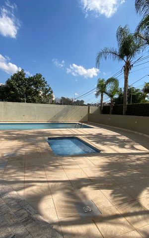 Apartamento à venda com 52m², 2 quartos e 1 vaga Apartamento à venda com 52m², 2 quartos e 1 vagaÁrea comum - Piscina