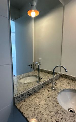 Apartamento para alugar com 58m², 2 quartos e 1 vaga Apartamento para alugar com 58m², 2 quartos e 1 vagaBanheiro
