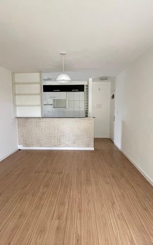 Apartamento à venda com 78m², 3 quartos e 1 vaga Apartamento à venda com 78m², 3 quartos e 1 vagaSala