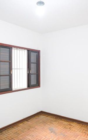 Casa para alugar com 150m², 2 quartos e 2 vagasQuarto 2