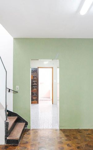 Casa para alugar com 150m², 2 quartos e 2 vagasSala