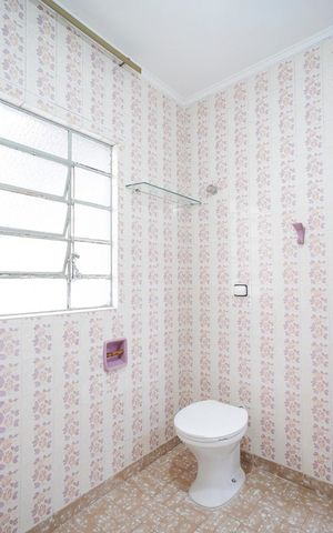 Casa para alugar com 150m², 2 quartos e 2 vagasBanheiro