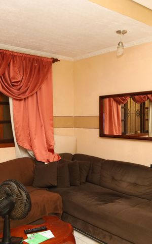 Casa à venda com 320m², 3 quartos e 3 vagasSala 2