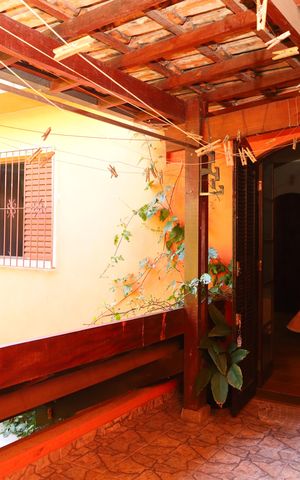 Casa à venda com 320m², 3 quartos e 3 vagasVaranda 1