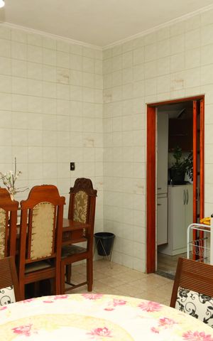 Casa à venda com 320m², 3 quartos e 3 vagasCozinha