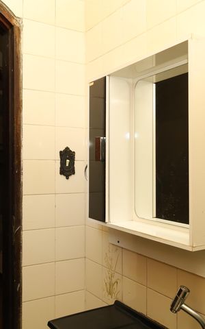 Casa à venda com 320m², 3 quartos e 3 vagasBanheiro 2
