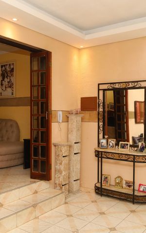 Casa à venda com 320m², 3 quartos e 3 vagasSala 2