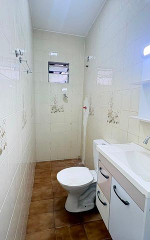 Casa para alugar com 267m², 6 quartos e 5 vagas