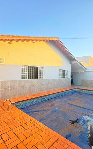 Casa para alugar com 267m², 6 quartos e 5 vagas