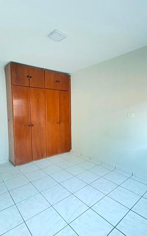 Casa para alugar com 267m², 6 quartos e 5 vagas