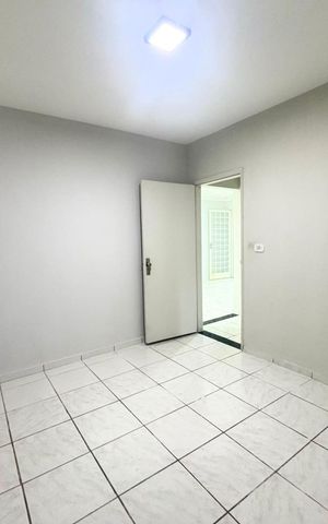 Casa para alugar com 267m², 6 quartos e 5 vagas