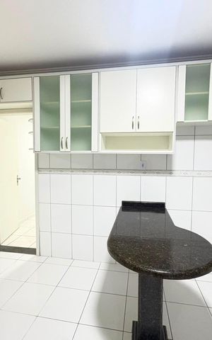 Casa para alugar com 267m², 6 quartos e 5 vagas