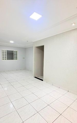 Casa para alugar com 267m², 6 quartos e 5 vagas