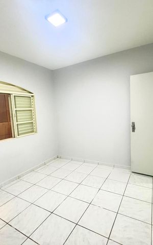 Casa para alugar com 267m², 6 quartos e 5 vagas