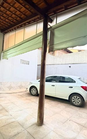 Casa para alugar com 267m², 6 quartos e 5 vagas