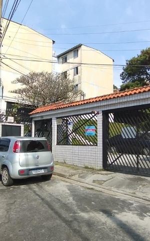 Apartamento à venda com 42m², 2 quartos e 1 vaga Apartamento à venda com 42m², 2 quartos e 1 vagaFachada