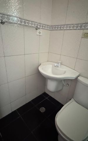 Casa à venda com 125m², 3 quartos e 2 vagas Casa à venda com 125m², 3 quartos e 2 vagasBanheiro 2