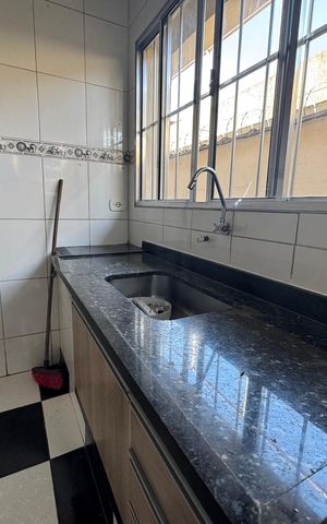 Casa à venda com 125m², 3 quartos e 2 vagas Casa à venda com 125m², 3 quartos e 2 vagasCozinha