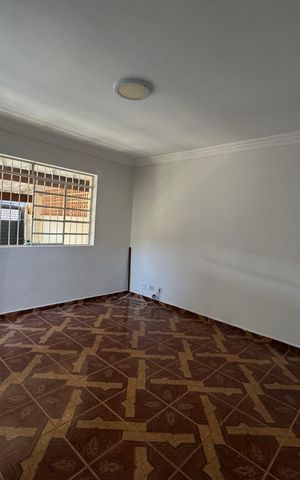 Casa à venda com 125m², 3 quartos e 2 vagas Casa à venda com 125m², 3 quartos e 2 vagasSala