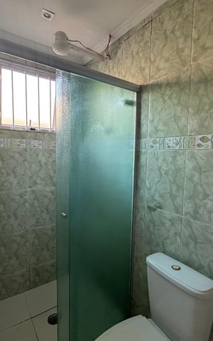 Casa à venda com 125m², 3 quartos e 2 vagas Casa à venda com 125m², 3 quartos e 2 vagasBanheiro da Suíte