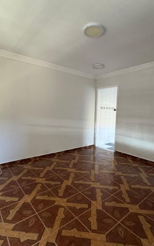 Casa à venda com 125m², 3 quartos e 2 vagas Casa à venda com 125m², 3 quartos e 2 vagasSala